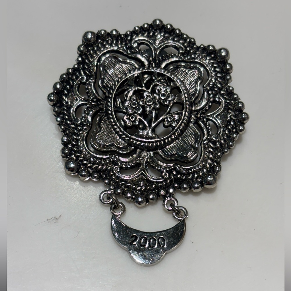 Sylvia Dahl 2000 Clip